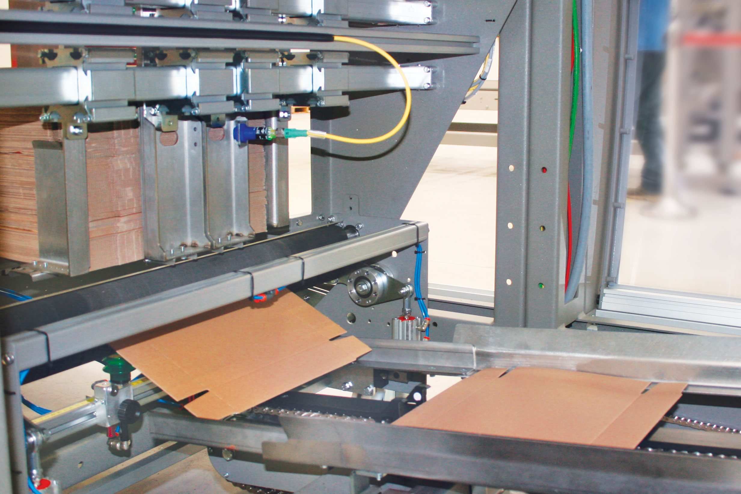 Encartonadoras En Cajas Wrap around Con Entrada En L nea SMICAM Encartonadoras En Cajas Wrap around Con Entrada En L nea SMICAM